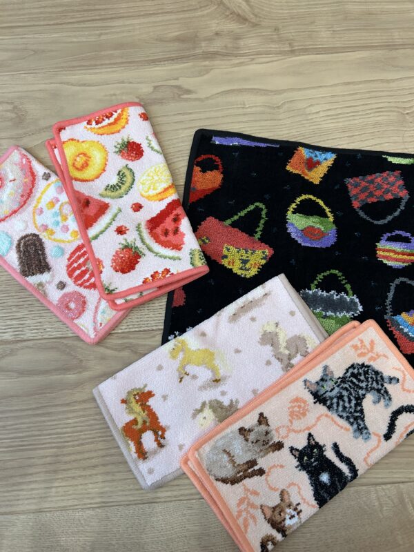 GLADDで購入したフェイラーのハンカチ