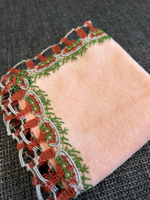 地下技レースのナポリタンハンカチ