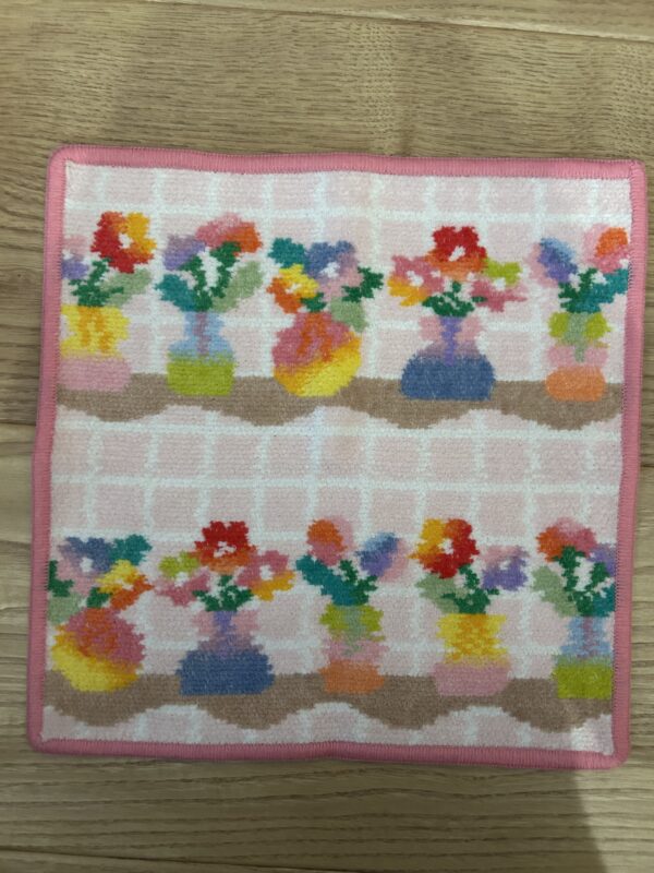 こちらのカラフルピョッコンもB品ですが、正直どこがダメなのかあまりわかりませんでした