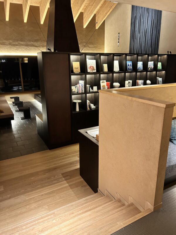 暖炉ラウンジで過ごす時間は格別でした